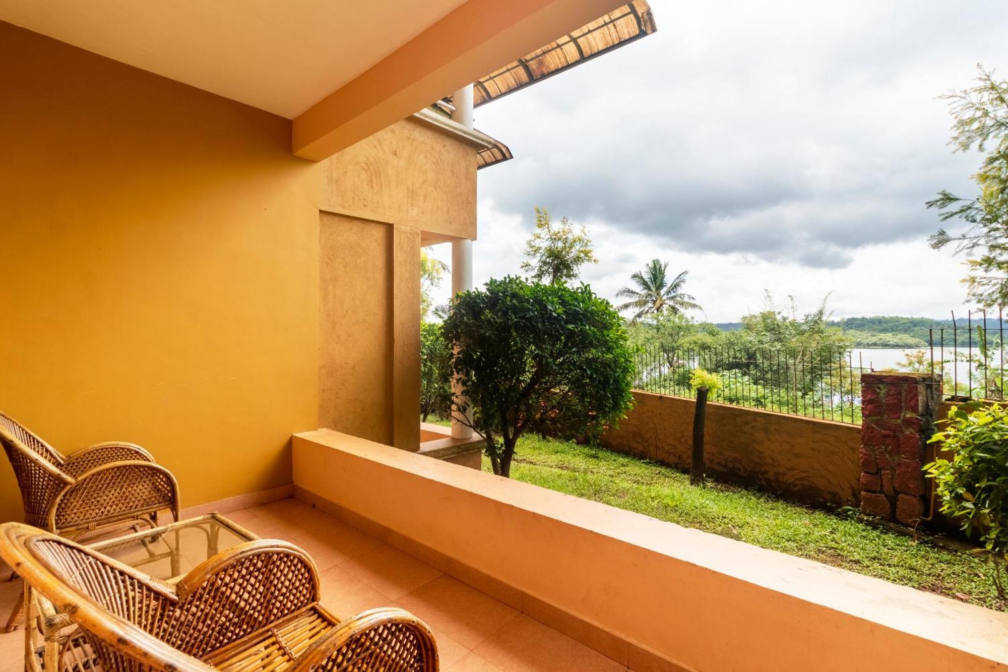 Karapuzha Village Resort Wayanad Exteriör bild