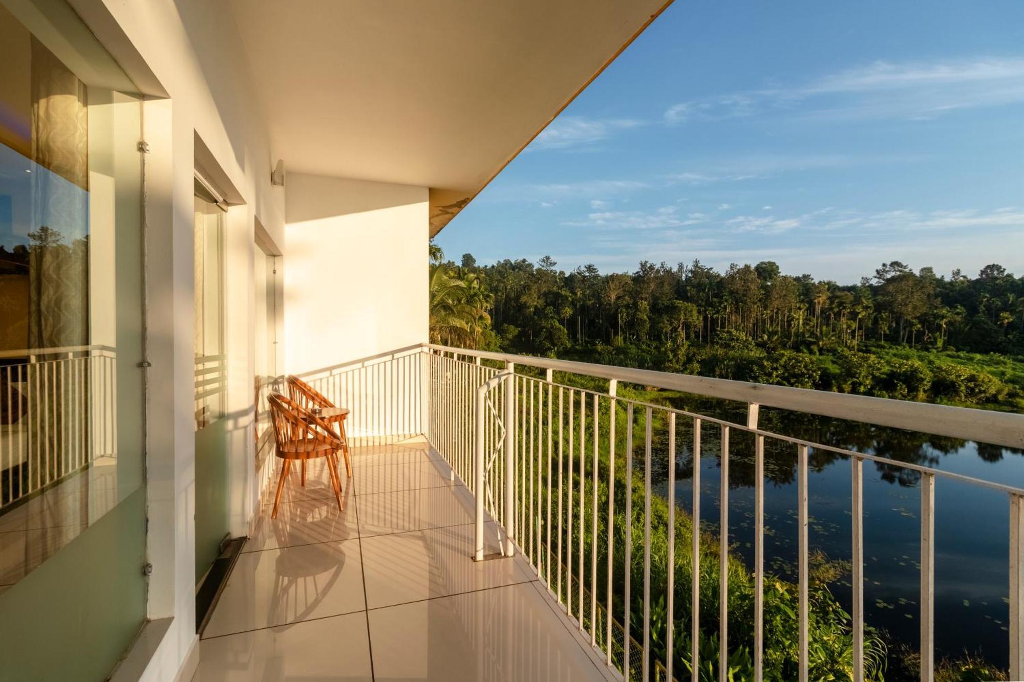 Karapuzha Village Resort Wayanad Exteriör bild